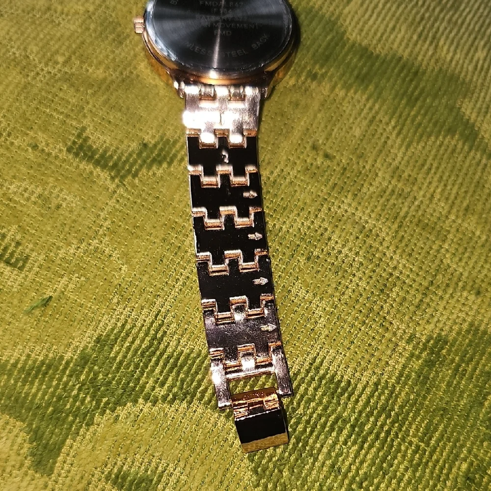 Rose Gold Watch  Link Bracelet Like New Accessories Quartz Women Men